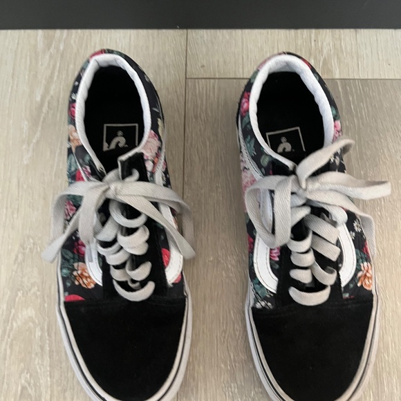 Sk8-Low Vans - Picture 2 of 3